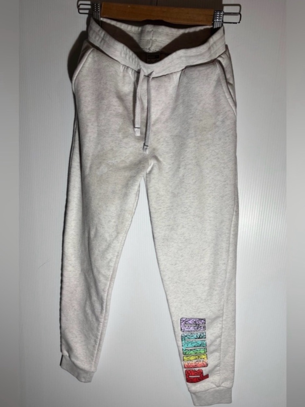 Kids Cream Sweatpants with Colorful Patch